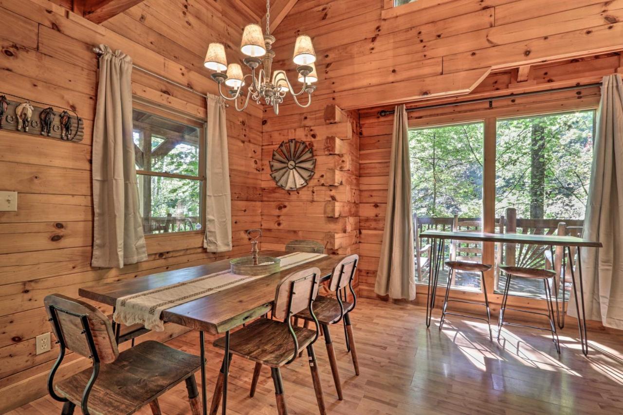 Cabin With Hot Tub And Deck, 3 Mi To Pigeon Forge سيفيرفيل المظهر الخارجي الصورة