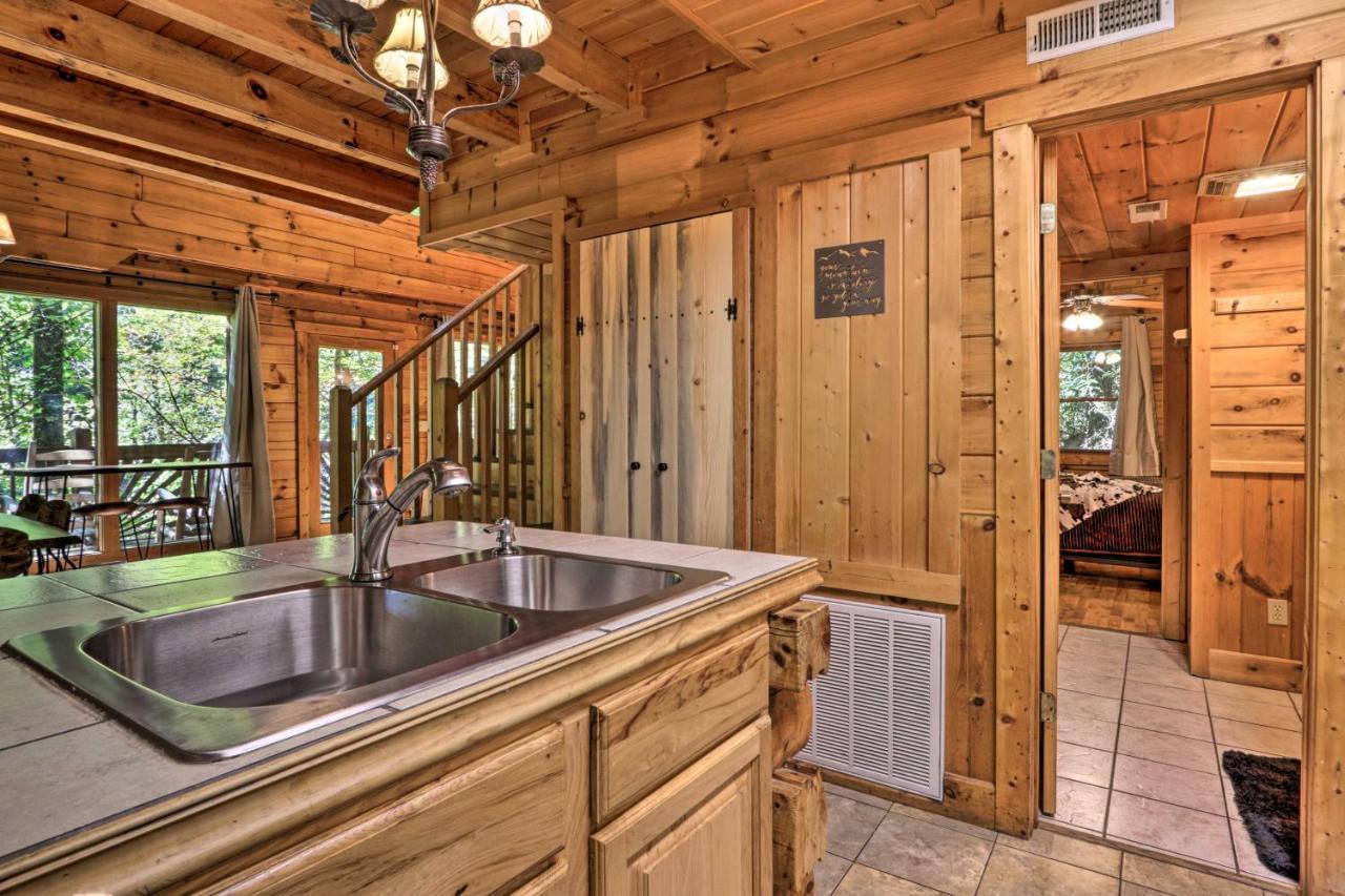 Cabin With Hot Tub And Deck, 3 Mi To Pigeon Forge سيفيرفيل المظهر الخارجي الصورة