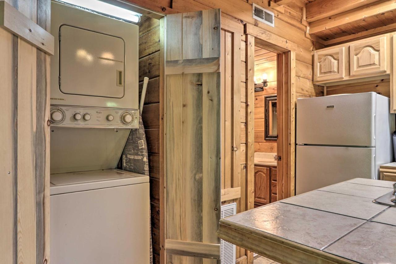 Cabin With Hot Tub And Deck, 3 Mi To Pigeon Forge سيفيرفيل المظهر الخارجي الصورة