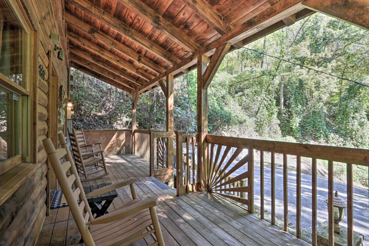 Cabin With Hot Tub And Deck, 3 Mi To Pigeon Forge سيفيرفيل المظهر الخارجي الصورة