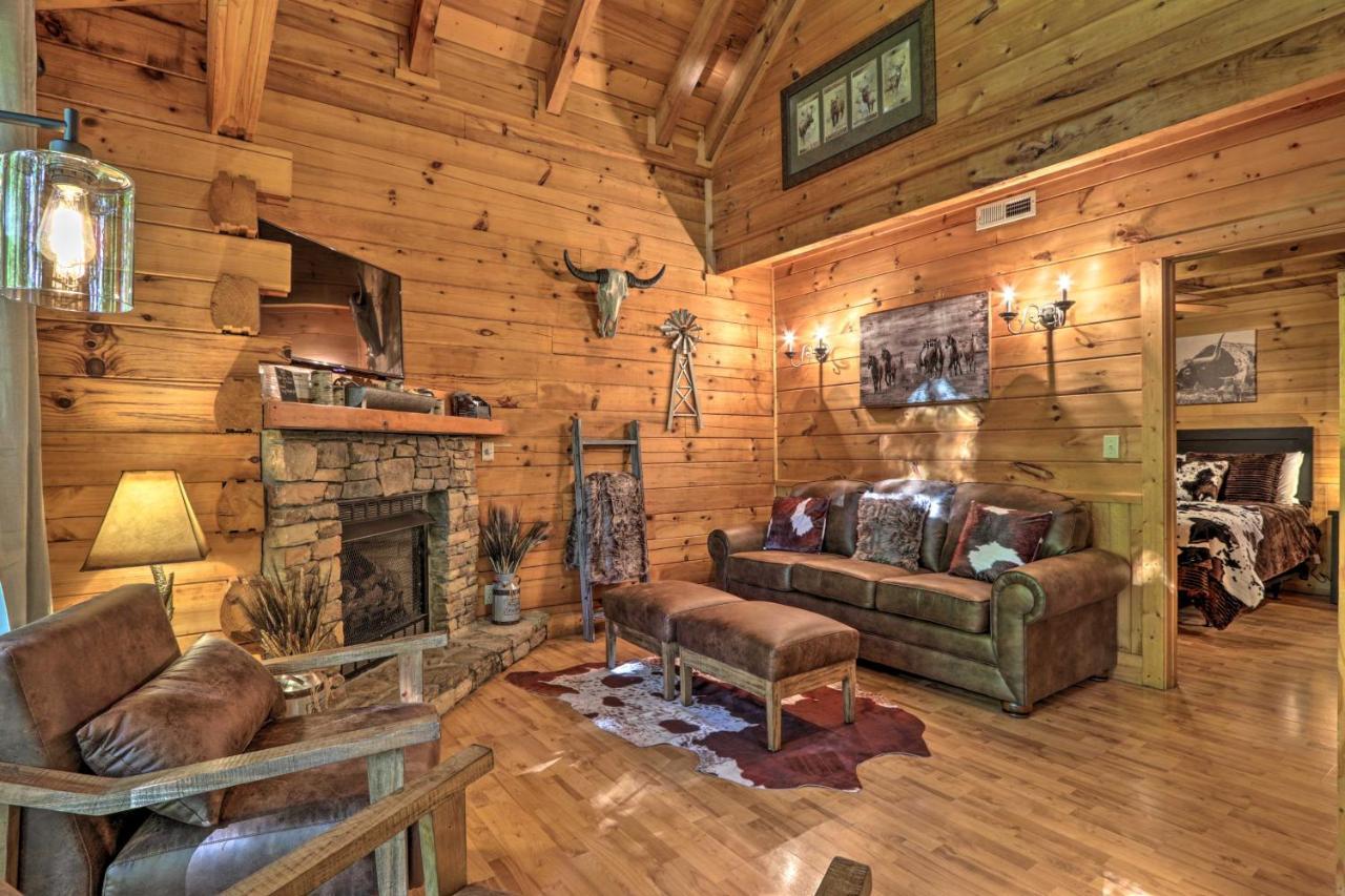 Cabin With Hot Tub And Deck, 3 Mi To Pigeon Forge سيفيرفيل المظهر الخارجي الصورة