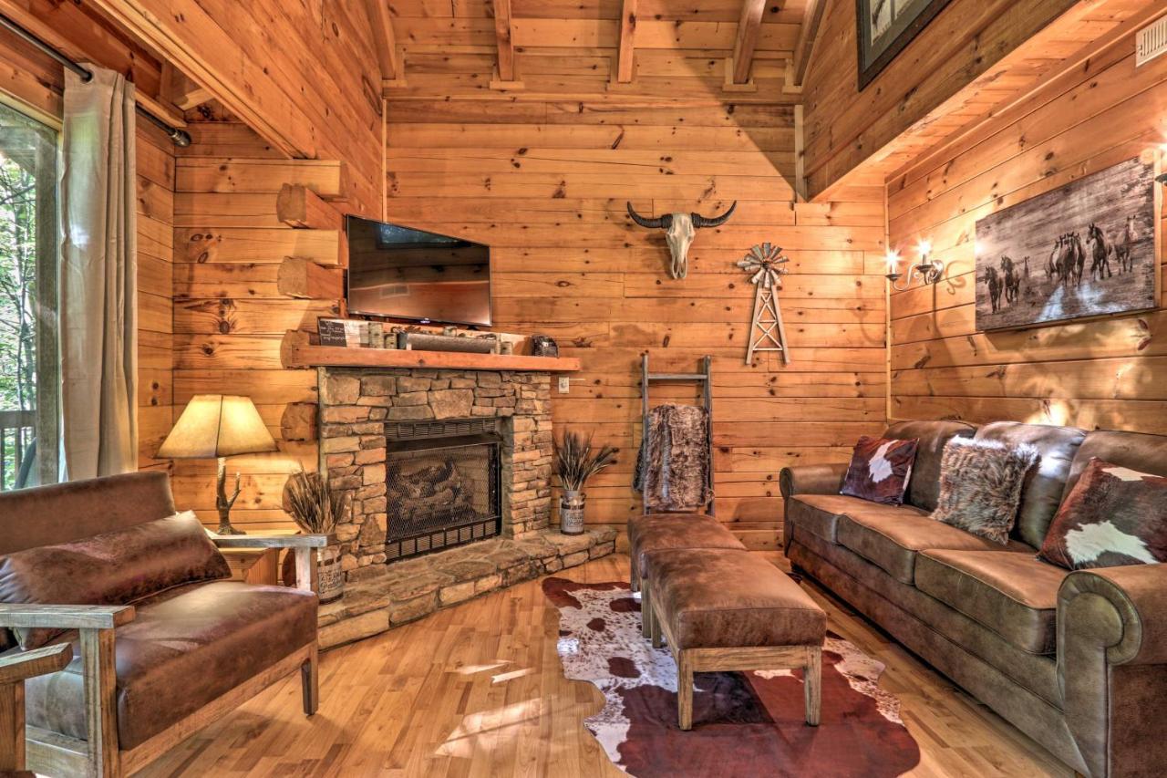 Cabin With Hot Tub And Deck, 3 Mi To Pigeon Forge سيفيرفيل المظهر الخارجي الصورة